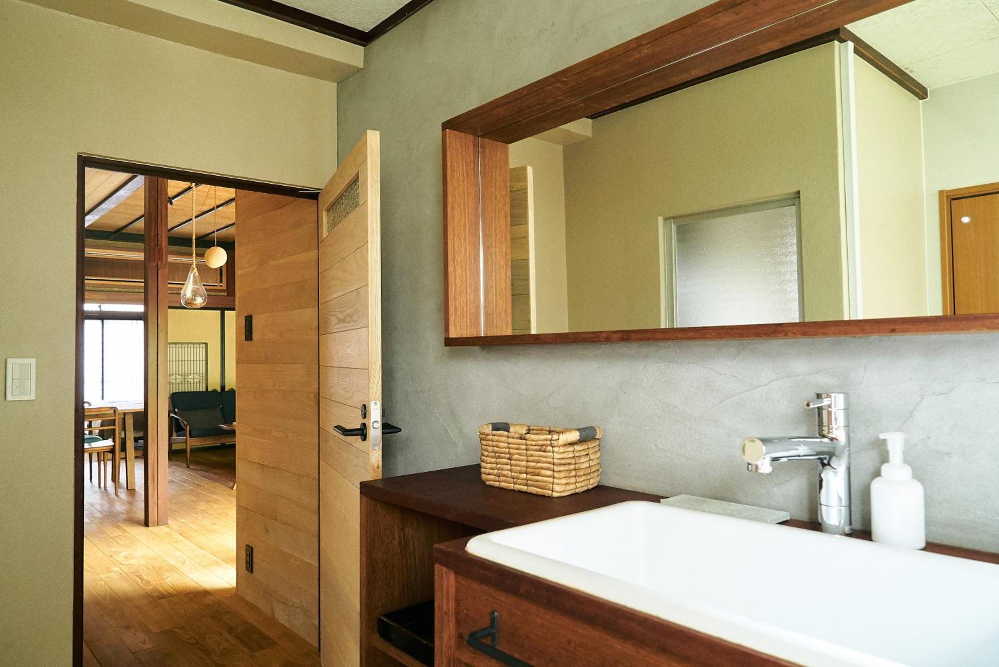 Bed And Craft Hotel Nanto Room photo